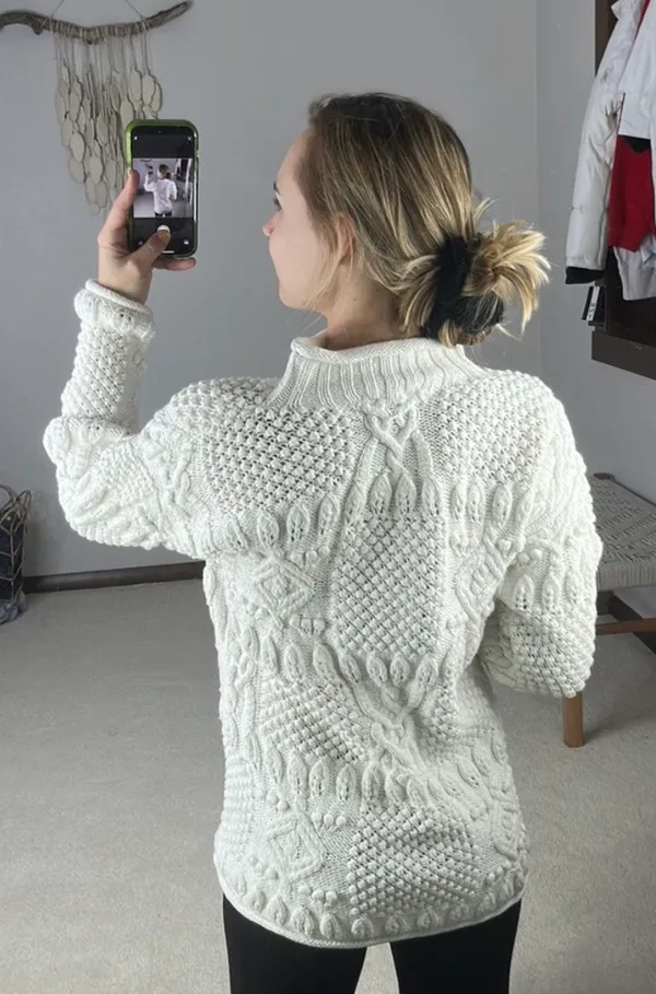 Vintage Yarnworks: Bubbleknit White Turtleneck Sweater - Image 2