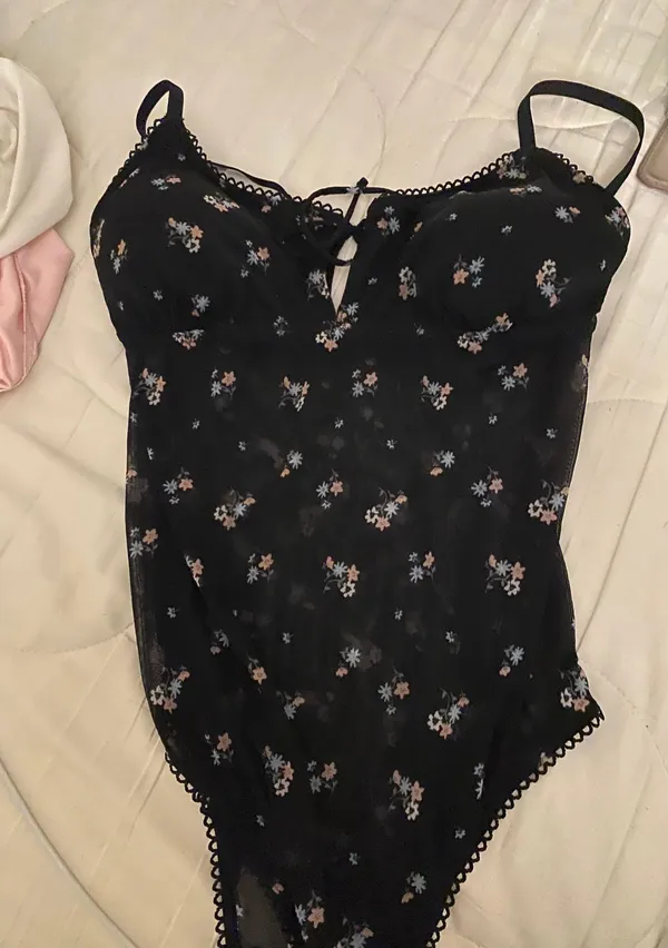 Black Floral Body Suit - Image 3