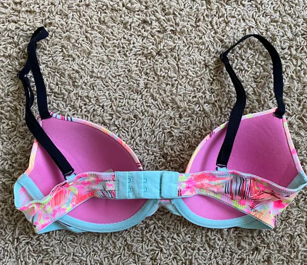 Victoria's Secret VS Pink Wear Everywhere Demi Bra Sz 32B - Image 4