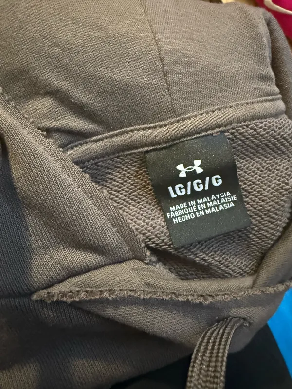Under armour sweatshirt  - Image 2