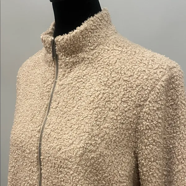 Cozy Cream Sherpa Jacket taupe color new - Image 2