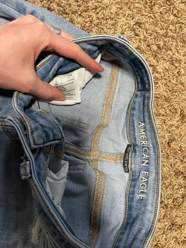 American Eagle Outfitters - Image 2