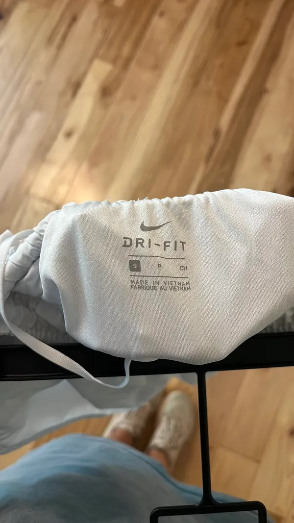 Nike White Shorts - Image 4