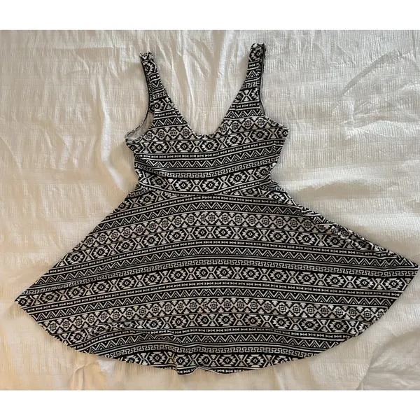 Express Black White Skater Dress Shorts Skort Aztec Geometric Boho Festival Y2K - Image 11
