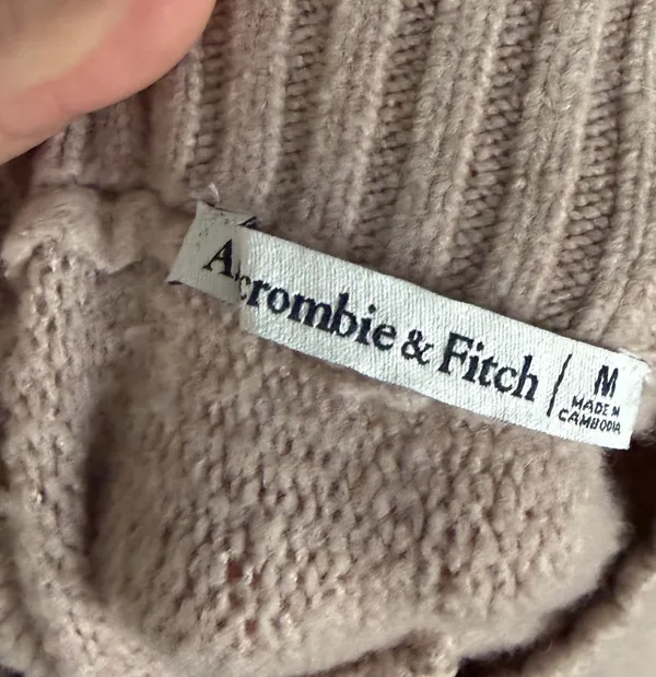 Abercrombie + Fitch Mockneck Sweater - Image 3