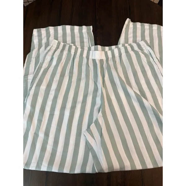 Victoria's Secret Plaid PJ Pajama Set Size Large Grey/White Drawstring Button up - Image 7