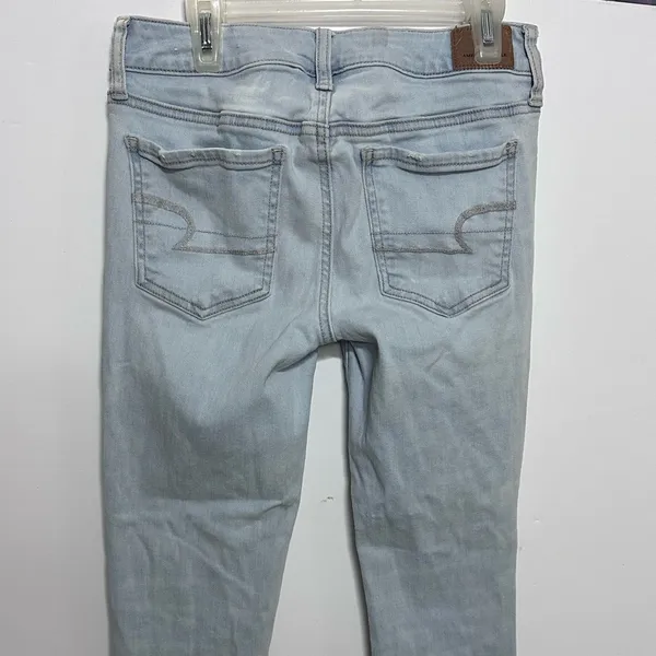 American Eagle Women Super Stretch Light Blue Denim Ripped Jegging jeans size 4‎ - Image 8