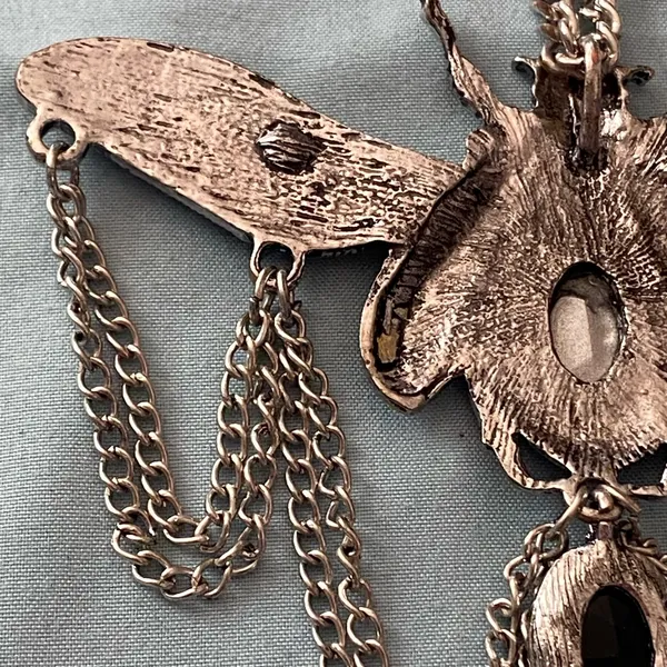 22” Necklace Silver Tone Beetle Pendant 4.5”W Stones Steampunk Goth Gothic - Image 9