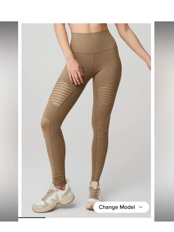 ALO YOGA MOTO LEGGING‎ neutral Gravel taupe size xs - Image 2