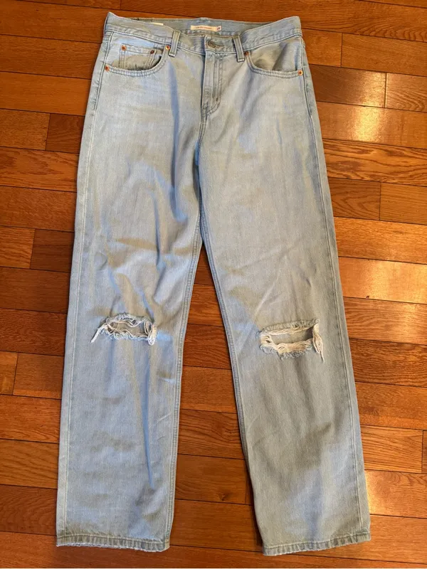 Levi’s Low Pro Straight Distressed Light Wash Jeans – Size 29 - Image 2