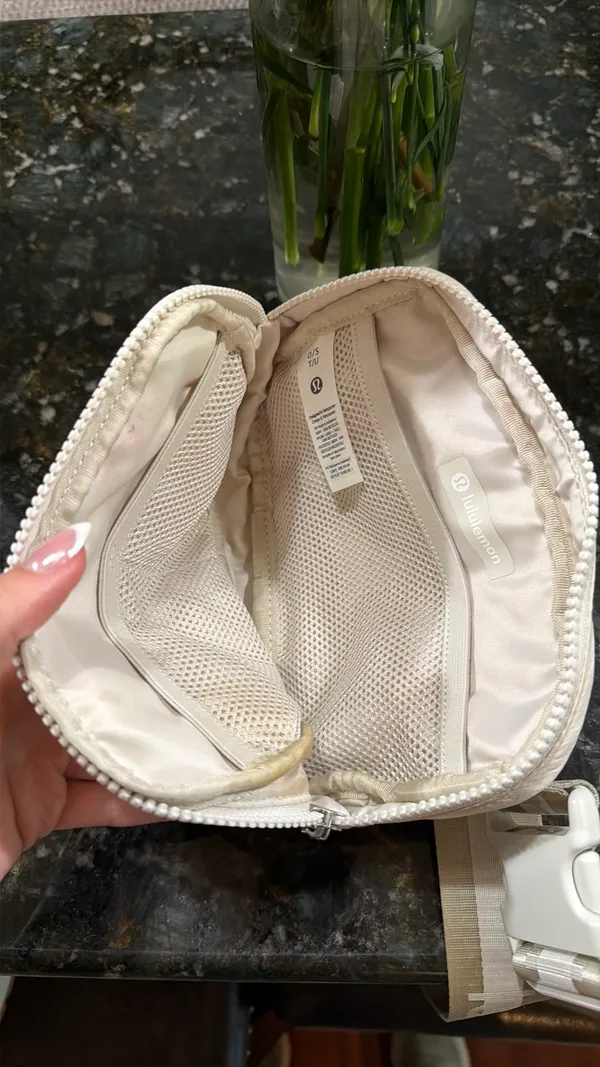 Lululemon Belt Bag - Image 5