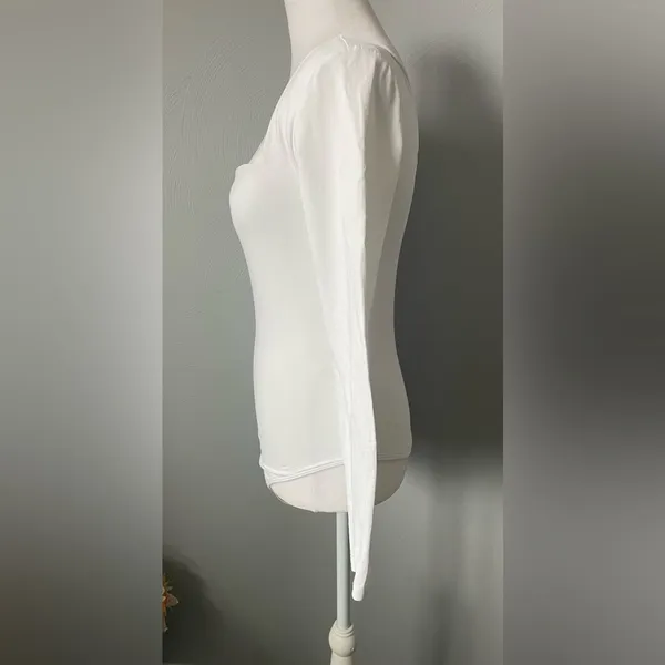 Aritzia Babaton Contour Squareneck Long Sleeve Bodysuit - White - Image 5