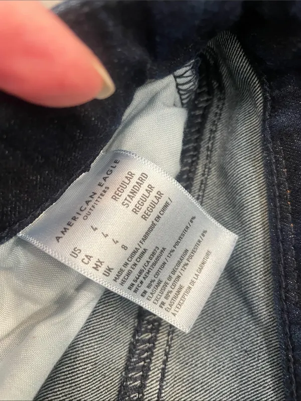 Women’s Dark Blue Slim Jeans by American eagle size 4 - Image 5