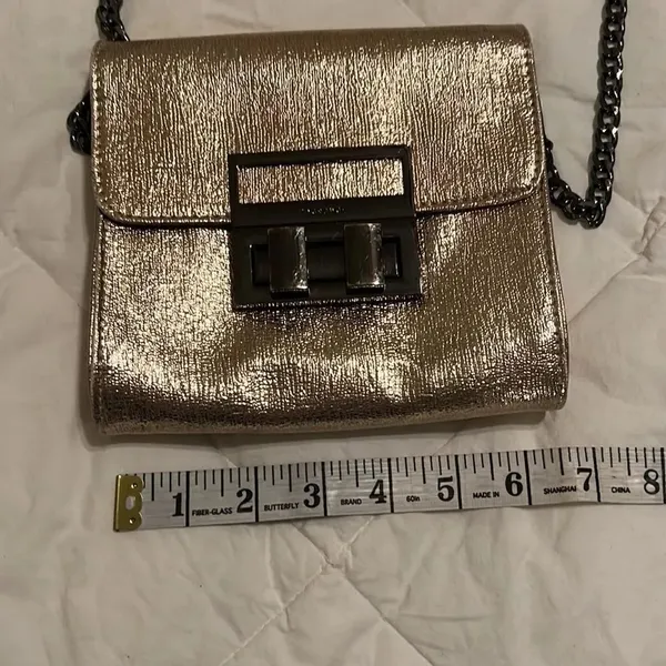 TopShop Gorgeous gold crossbody handbag EUC - Image 10