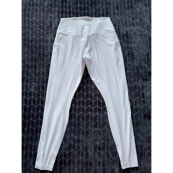 lululemon Women's Light Blue Fast Free Tight Pants Pocket‎ size 12 - Image 4