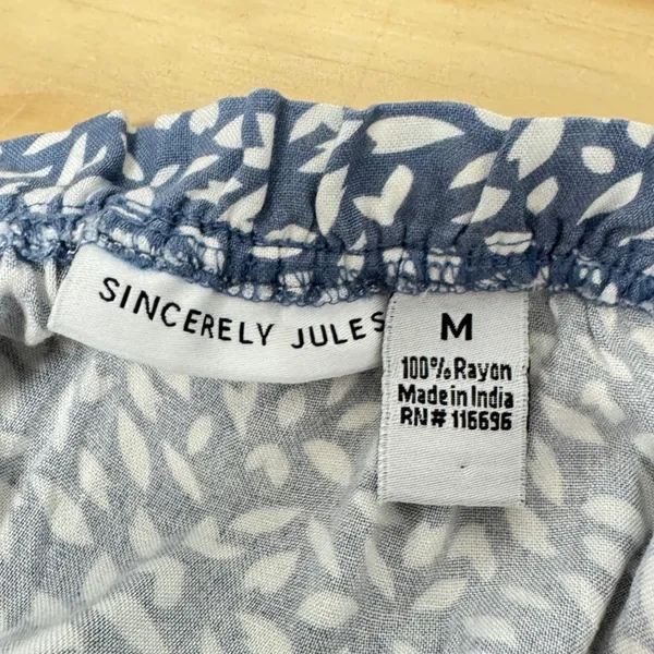Sincerely Jules Leaf Print Smocked Waist Wide Leg Jumpsuit Medium Blue White - Image 6