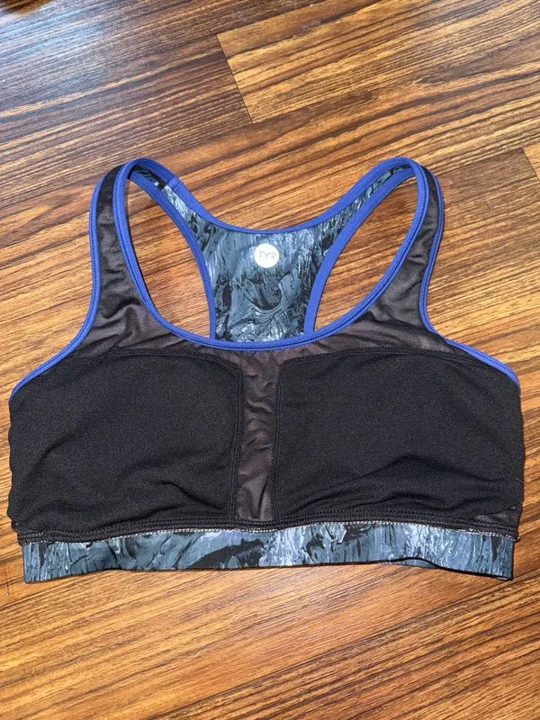 TYR Active Marbled Print Strappy Back Sports Bra - Image 6