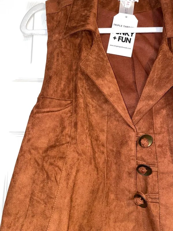 TCEC Brown Vest - Image 2