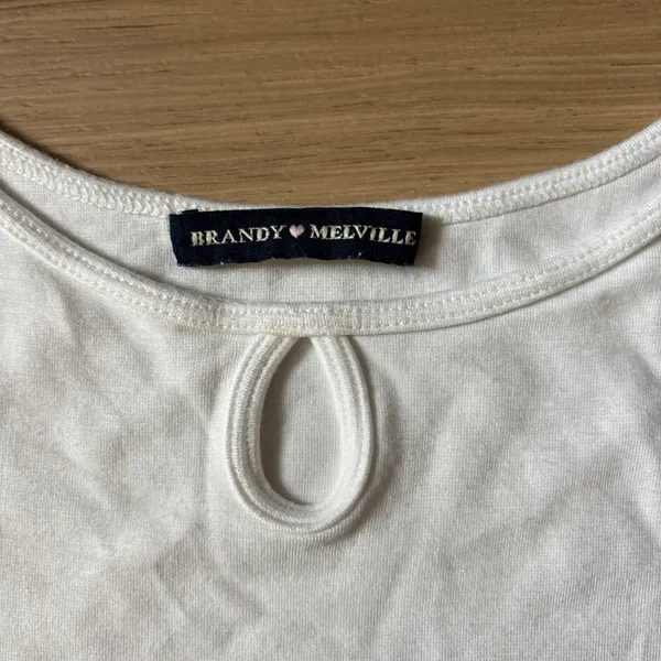 Brandy Melville Tank Cropped White Top - Image 2
