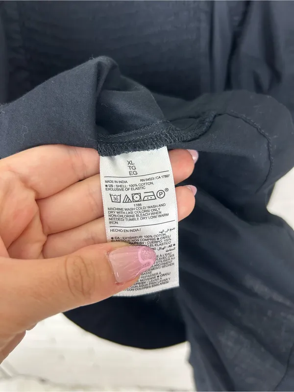 Old Navy Black Cotton Top Size XL - Image 7