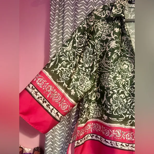 ZARA | Green/Pink Oversized Satin Shirt, Size L - Image 3