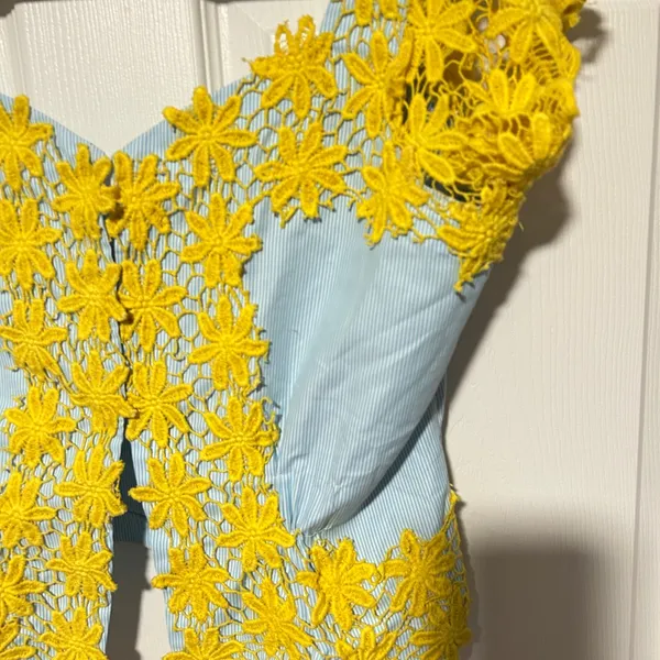 Handmade Crop with Yellow Floral Embroidery - Image 2