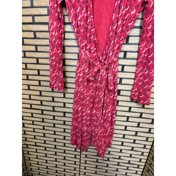 Diane von Furstenberg‎ Red Silk Wrap Dress Size 4 - Image 4
