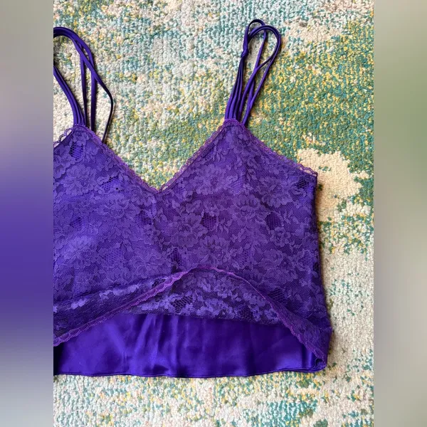 Vintage 80s Victoria’s Secret gold label lace satin cropped cami, size medium - Image 9