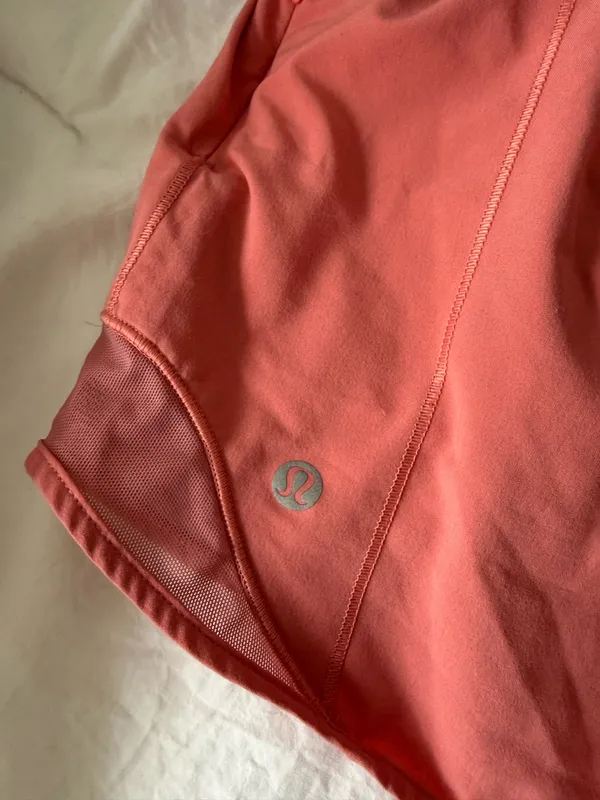 Lululemon Hotty Hot Low-Rise 4" Shorts Raspberry Cream - Image 3