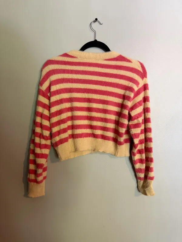 Levi’s Cardigan Sweater Fuzzy - Image 2