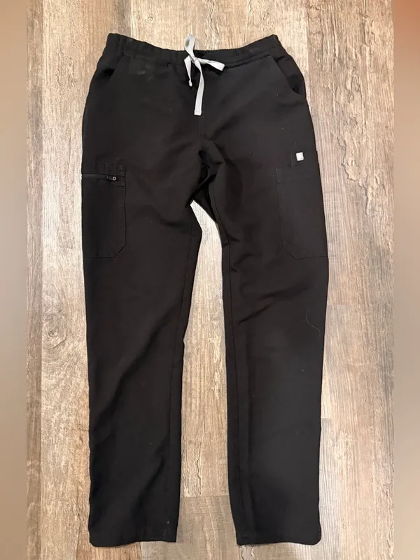 Figs Black Elastic-Waist Cargo Jogger Scrub Pants - Image 5
