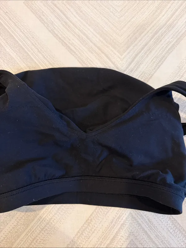 Lululemon Black Cropped Tank Top Women’s Size 2 Built-In Bra Athletic Workout - Image 5