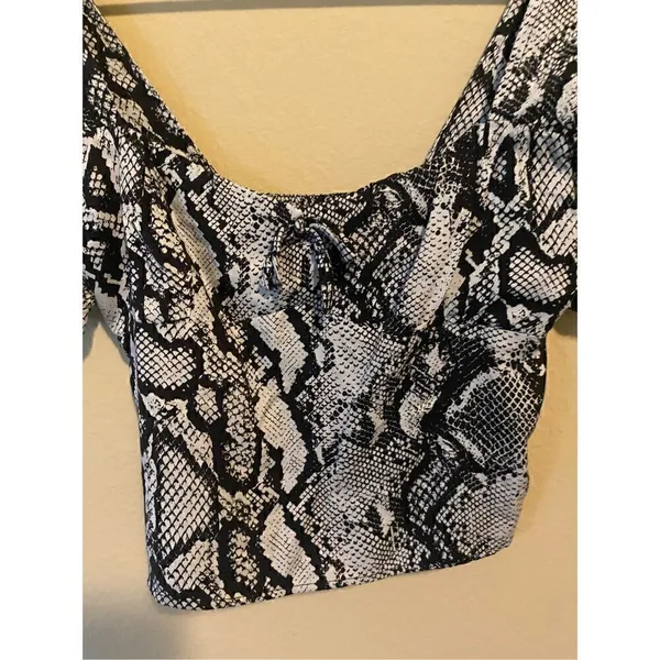 Urban Outfitters top - Image 3