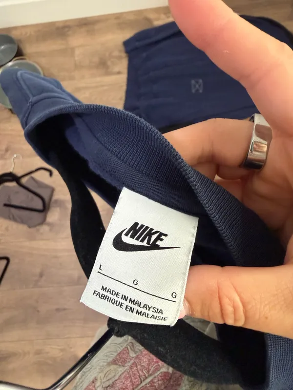 Nike Crew Fleece - Image 2