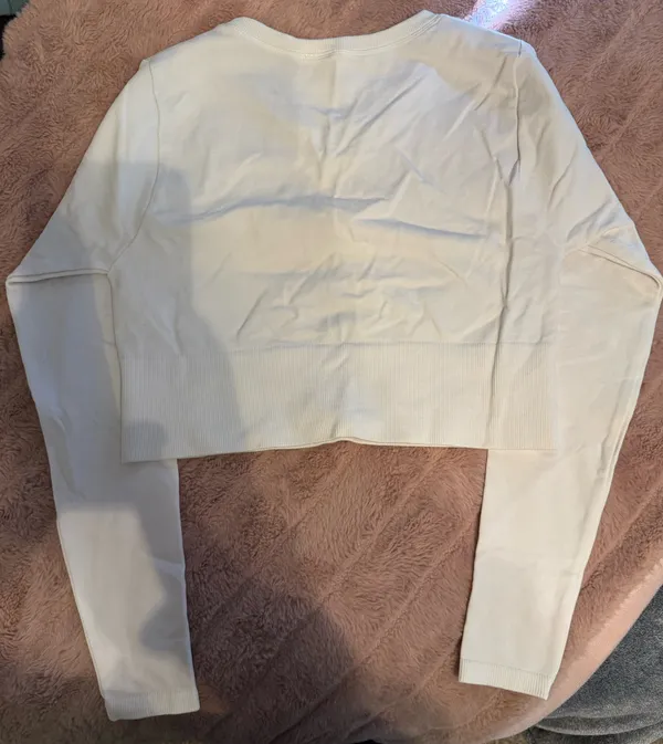 White Aerie OFFLINE Long Sleeve Crop Top - Image 3