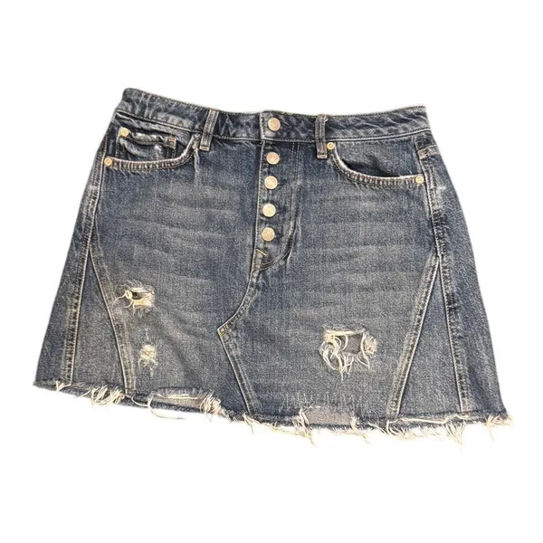 We The Free by Free People Distressed Denim Mini Skirt Size 29 Button Front - Image 2