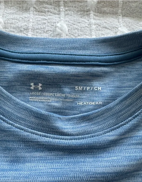 Under armour loose fit heat-gear short sleeve t shirt small blue - Image 6