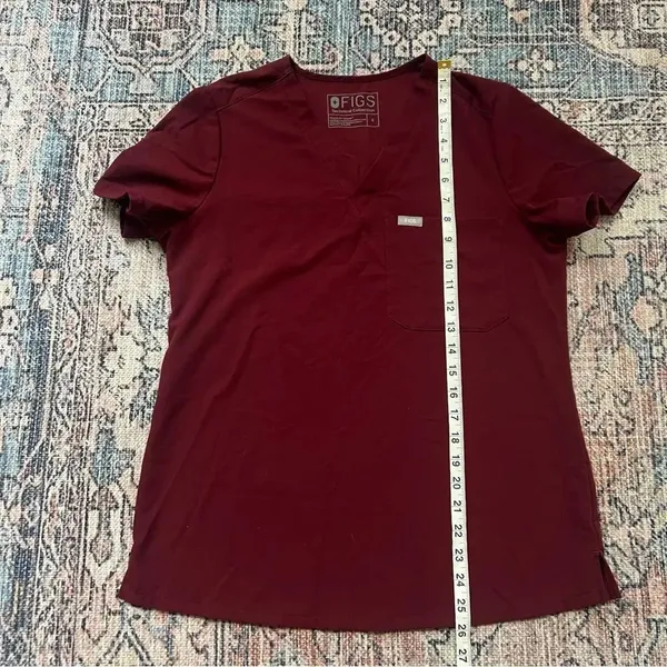 FIGS Catarina One-Pocket Scrub Top Burgundy Size Small - Image 9