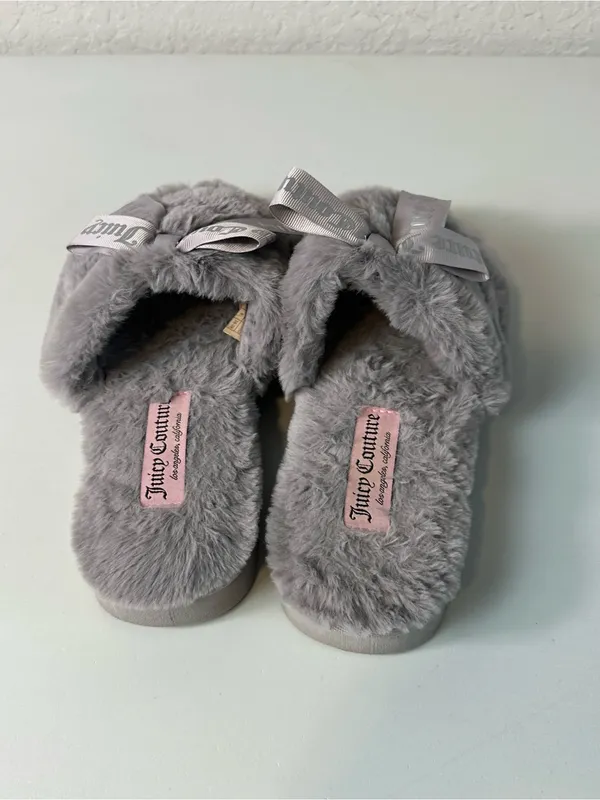 Juicy Couture Faux Fur Cozy Soft Slip On Bow Slippers Gray Size 8 - Image 3