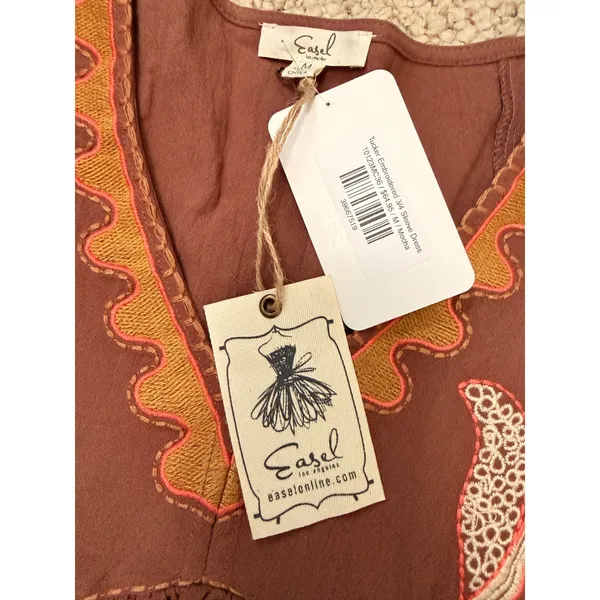 NWT Easel Floral Embroidered Boho Babydoll Mini Dress Mocha Brown M - Image 6