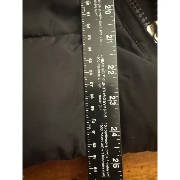 Calvin Klein Women's Hooded Puffer Jacket Size S - Image 14