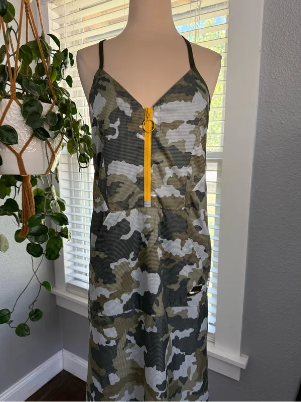 Nike NSW Woven Camo Dress Size XS Sporty - Image 6