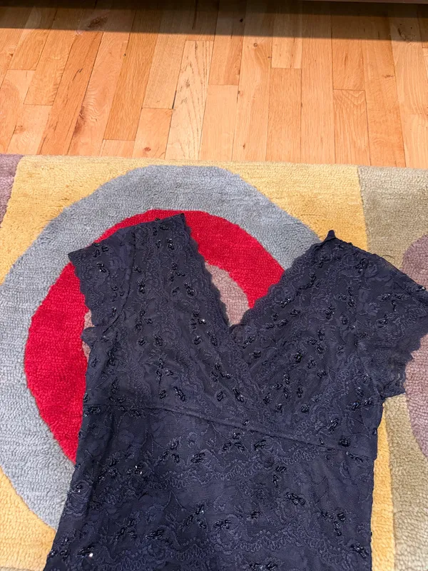Marina Black Lace Beaded Cocktail Dress Cap Sleeves Approx Knee Length Size 8 - Image 2