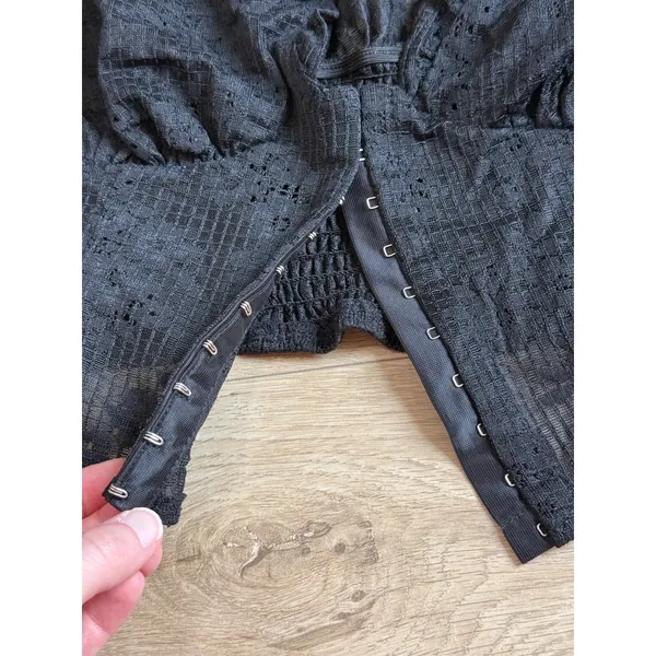 EUC Collabo by privy Los Angeles Nordstrom black lace corset tank top size M - Image 4