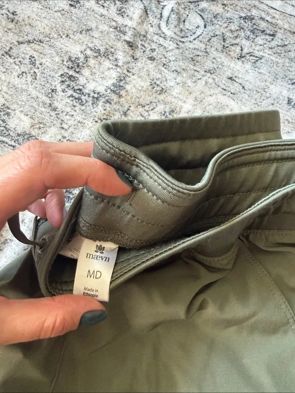 maevn green jogger style scrub set Size undefined - Image 5