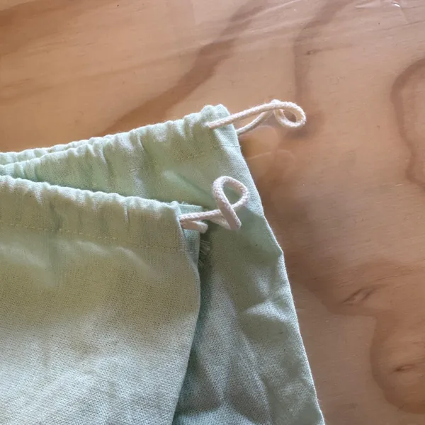 Off-White Light Green Cotton Drawstring Dust Bag Blue Logo 11.5x15.5‎ Travel - Image 4