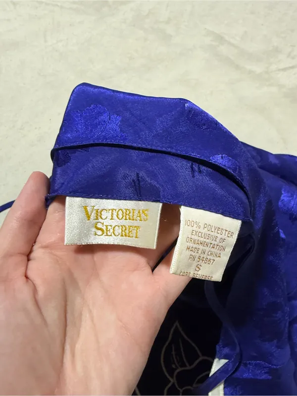 Victoria’s Secret gold label vintage Floral Camisole with White Appliqué small - Image 9