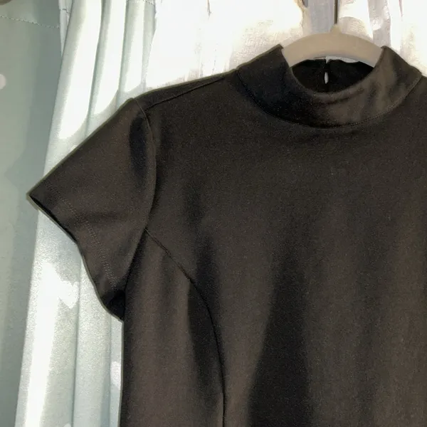 NY & Co Size M Black Cutout Back Blouse - Image 2