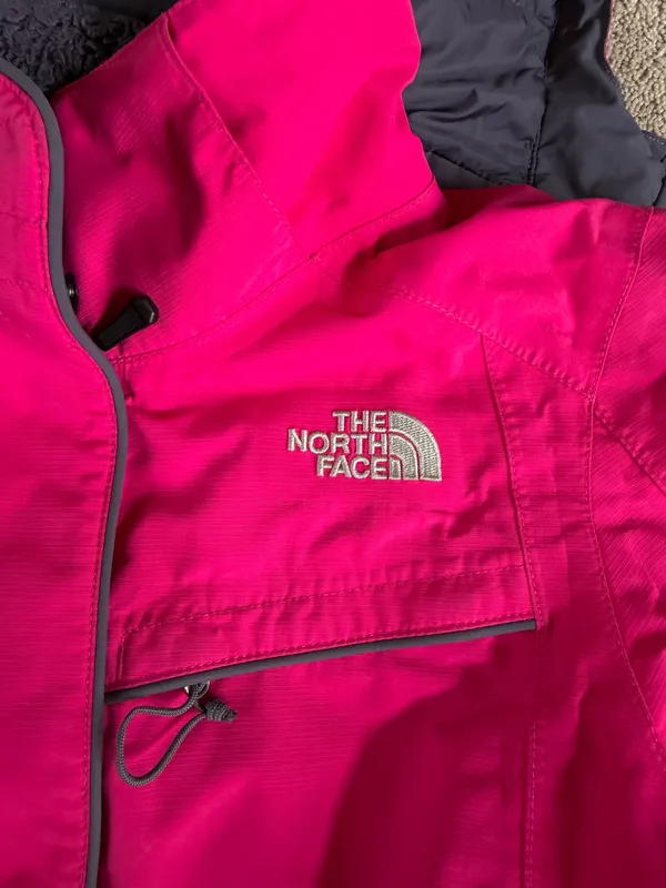 The North Face Pink Fleece-Lined Jacket – Women’s M - Image 4