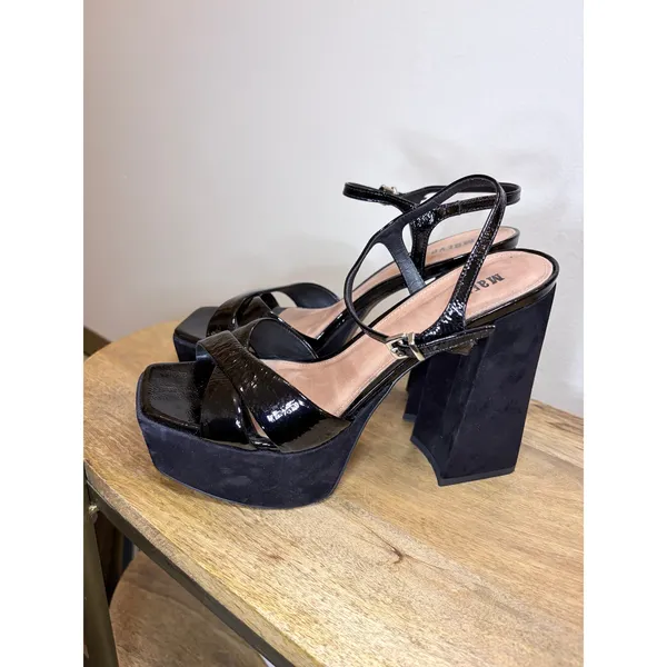 Maeve Black Patent Leather Platform Sandals 40 Block Heel 70s Disco Bratz - Image 3